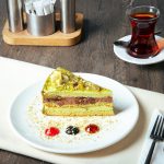 کاربردهای فرهنگی و اقتصادی پسته در ایران و جهان