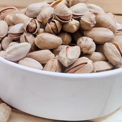 پسته اکبری خندان