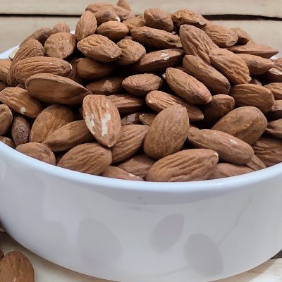 مغز بادام درختی درجه یک