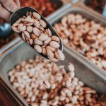 تصویر پسته با کیفیت در بسته‌بندی تمیز و مناسب برای خرید آنلاین یا فروش صادراتی