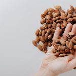 بادام درختی تازه و مغذی