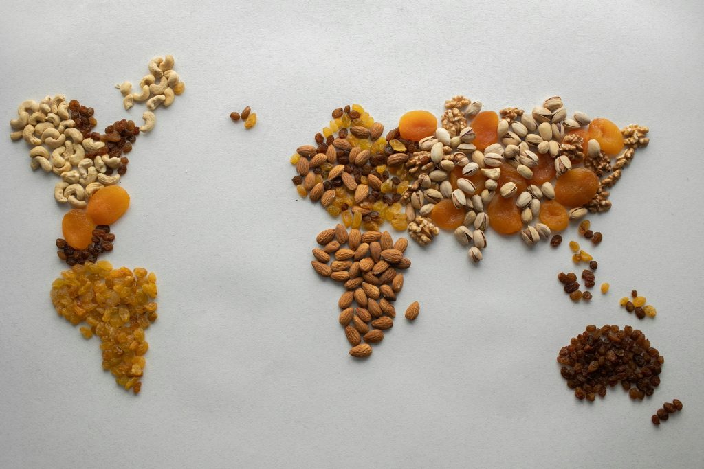 صادرات آجیل و خشکبار ایران و تأثیر آن بر اقتصاد